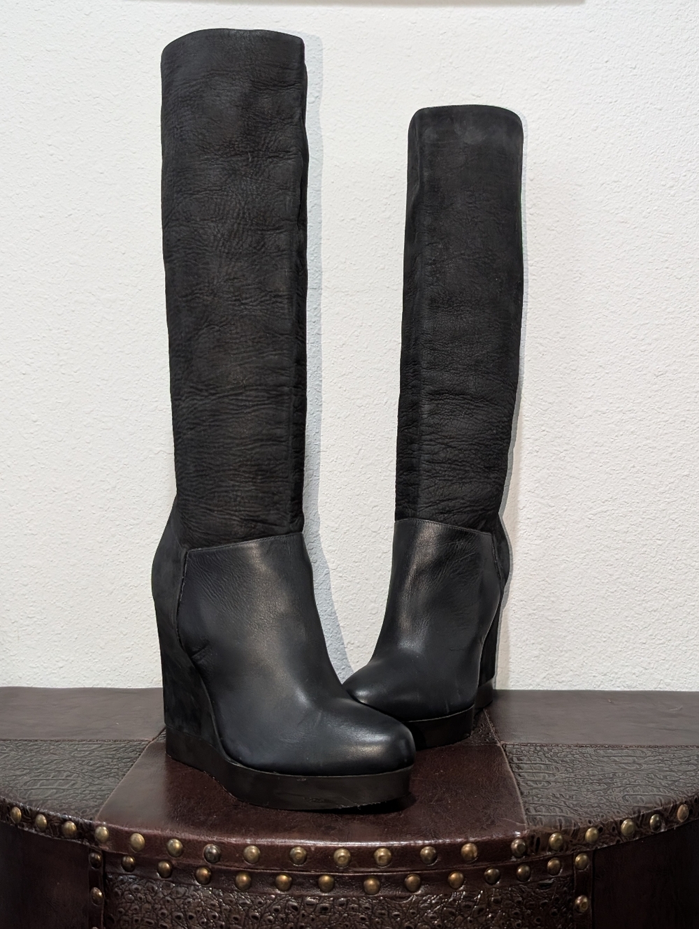 VINCE Italian Leather & Suede Wedge Boots Size 8.5 Made In Italy
